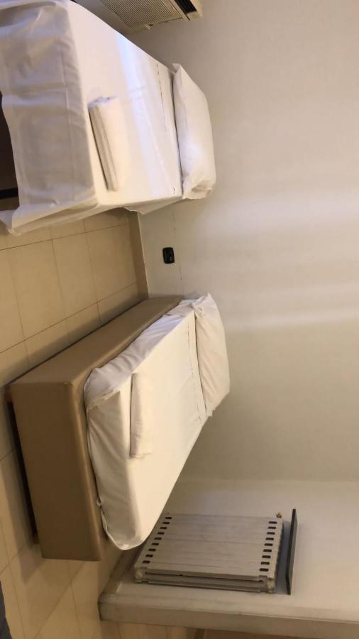 Cesare Rosaroll 14 Bed & Breakfast *